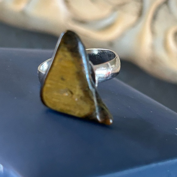 Gorgeous Natural Tumbled Amber Stone Ring Adjustable Band - Picture 16 of 16